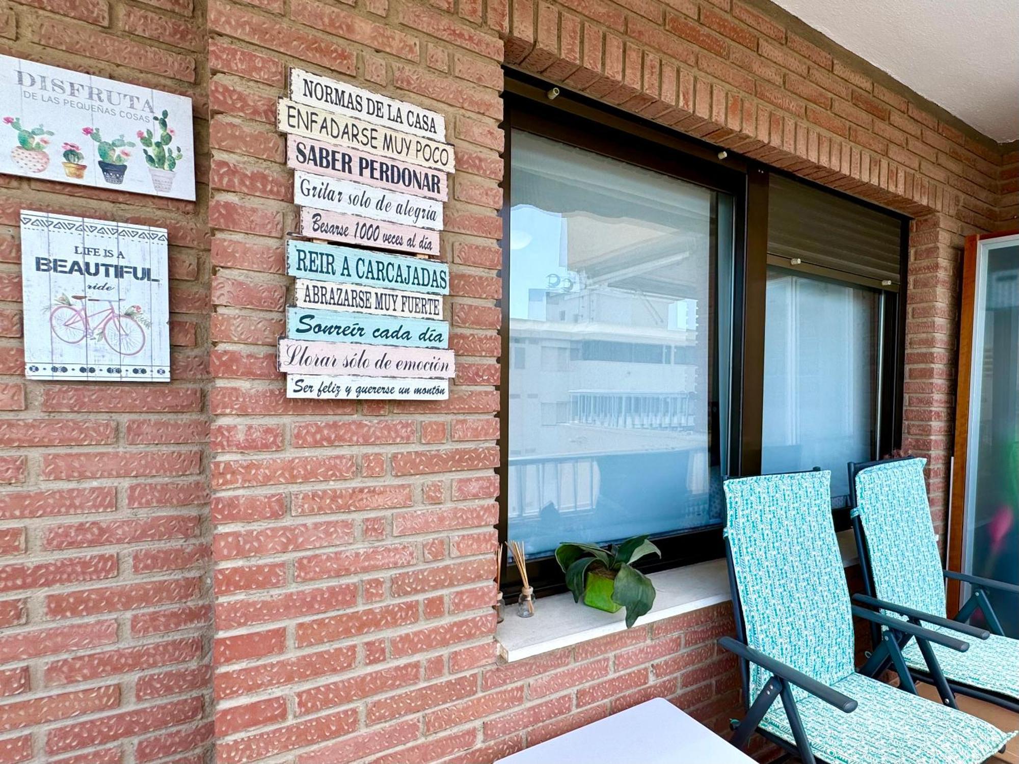 La Carihuela A 150 Metros De La Playa Con Espectaculares Vistas Lägenhet Torremolinos Exteriör bild